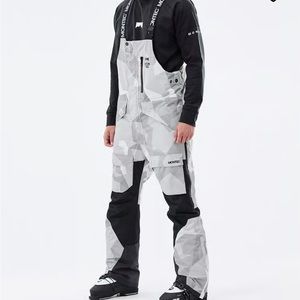 New with tags men’s xl montec snow bibs camo white